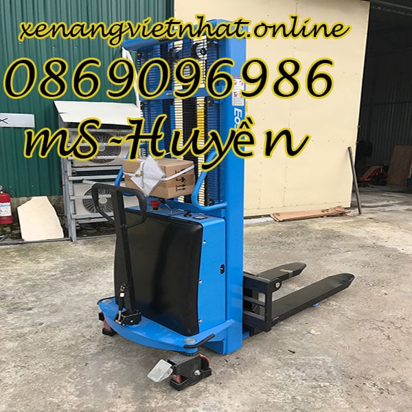 Những bí quyết để chọn xe nâng bán tự động 2 tấn chất lượng 5 Những bí quyết để chọn xe nâng bán tự động 2 tấn chất lượng