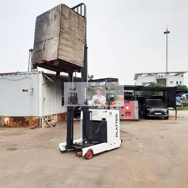 Xe Nâng Điện Đứng Lái Chính Hãng Giá Tốt | Tiết Kiệm Chi Phí Kho Hàng