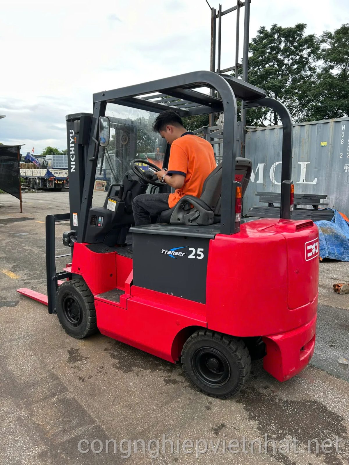 Xe Nâng Điện Ngồi Lái Chính Hãng | Báo Giá Mới Nhất 2026, Tải Trọng 1-5 Tấn Xe Nâng Điện Ngồi Lái Chính Hãng | Báo Giá Mới Nhất 2026, Tải Trọng 1-5 Tấn