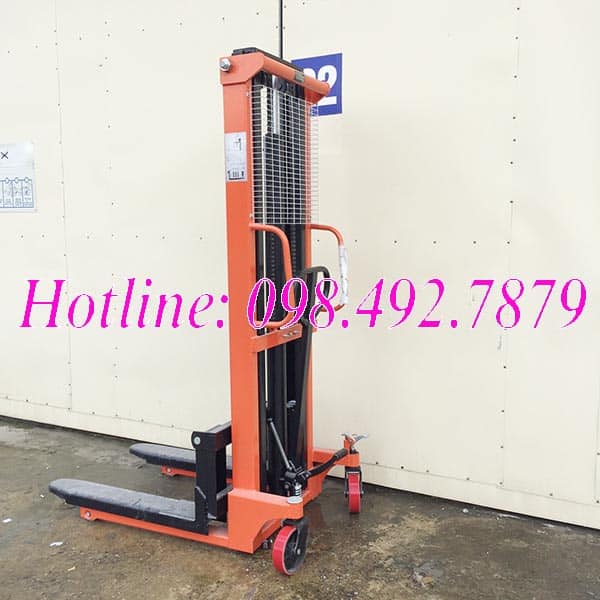 Tại sao mua xe nâng tay cao