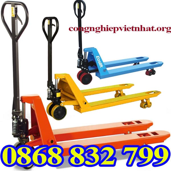Sử dụng xe nâng tay thấp giá tốt