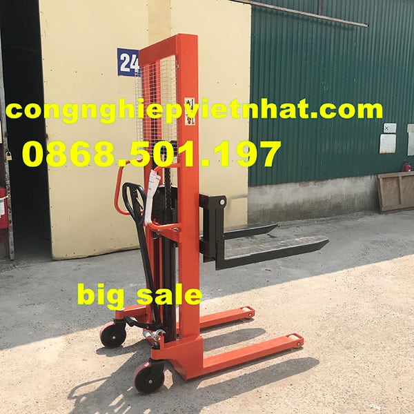 xe nâng tay cao 1 tấn 1.5 tấn