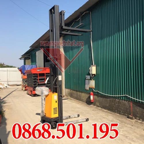 Chuyên cung cấp xe nâng bán tự động chính hãng tại Hà Nội 5 xe nâng bán tự động chính hãng