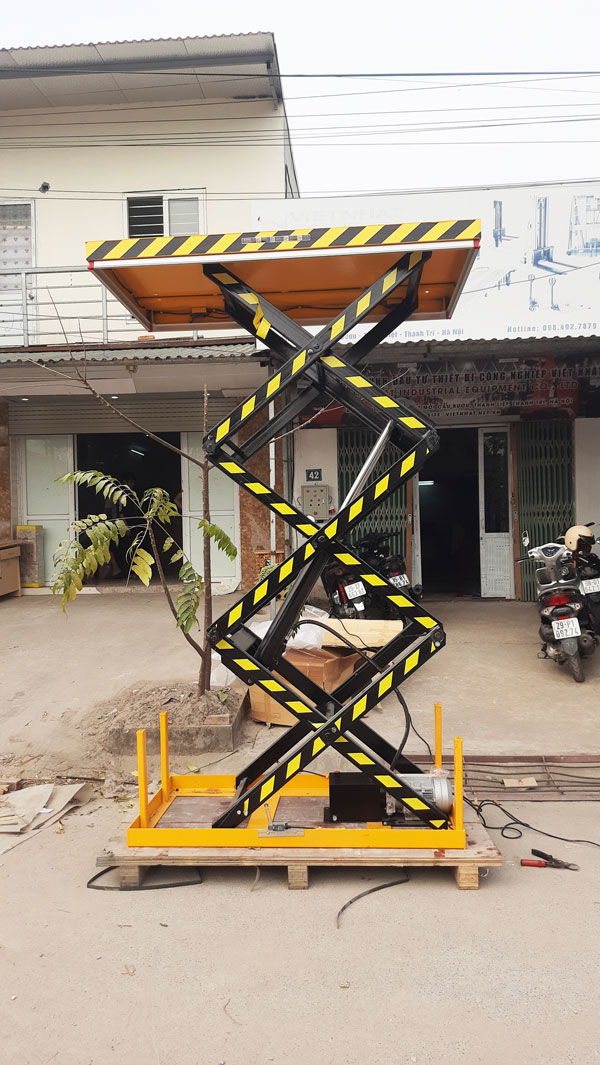 Tương lai của bàn nâng điện cố định 1 tấn trong ngành công nghiệp 4.0 1 Bàn nâng điện cố định 1 tấn nâng cao 3m DHG1000