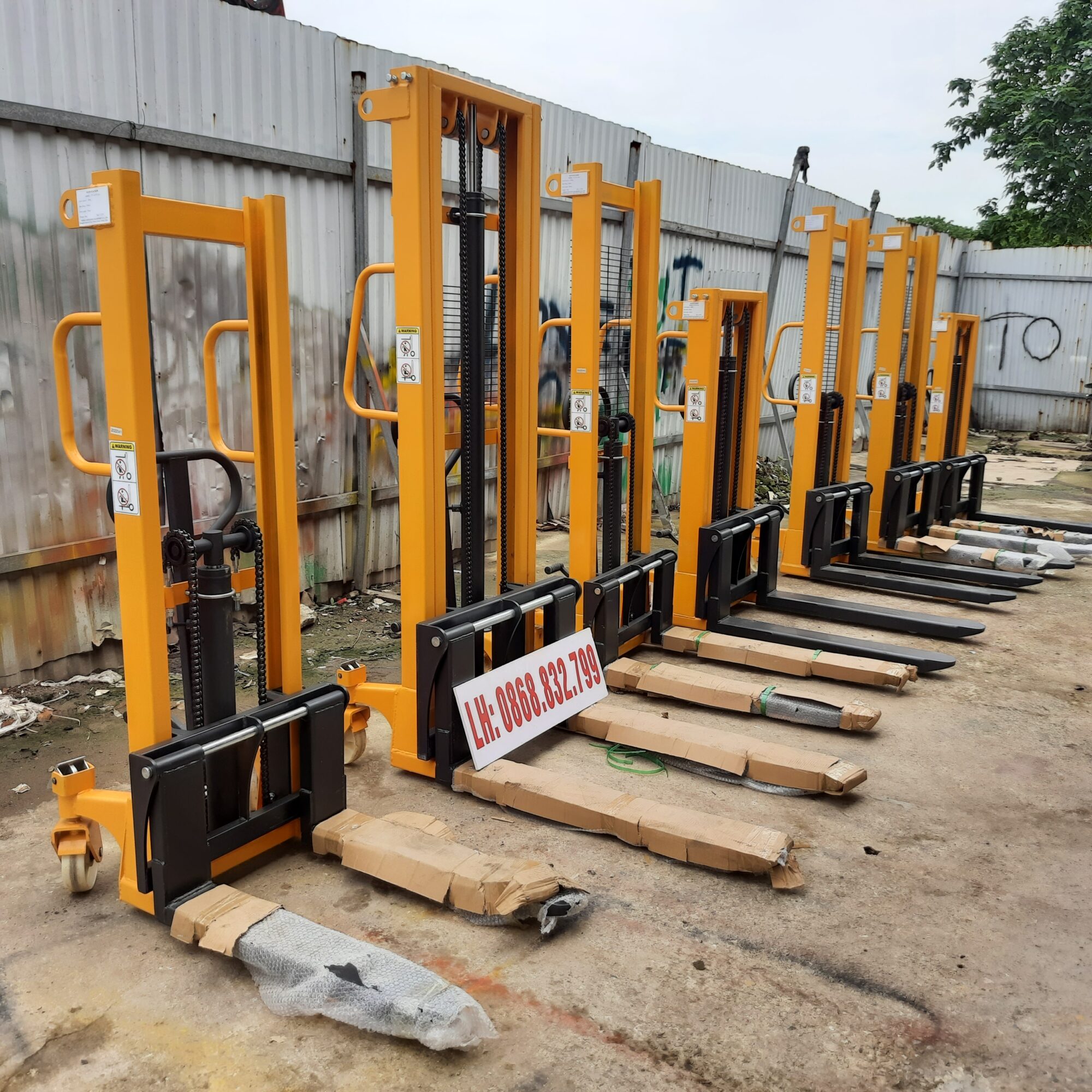 Thị trường xe nâng tay cao ở Bắc Ninh: Xu hướng và dự đoán trong năm 2025 2 Thị trường Xe nâng tay cao ở Hà Nội