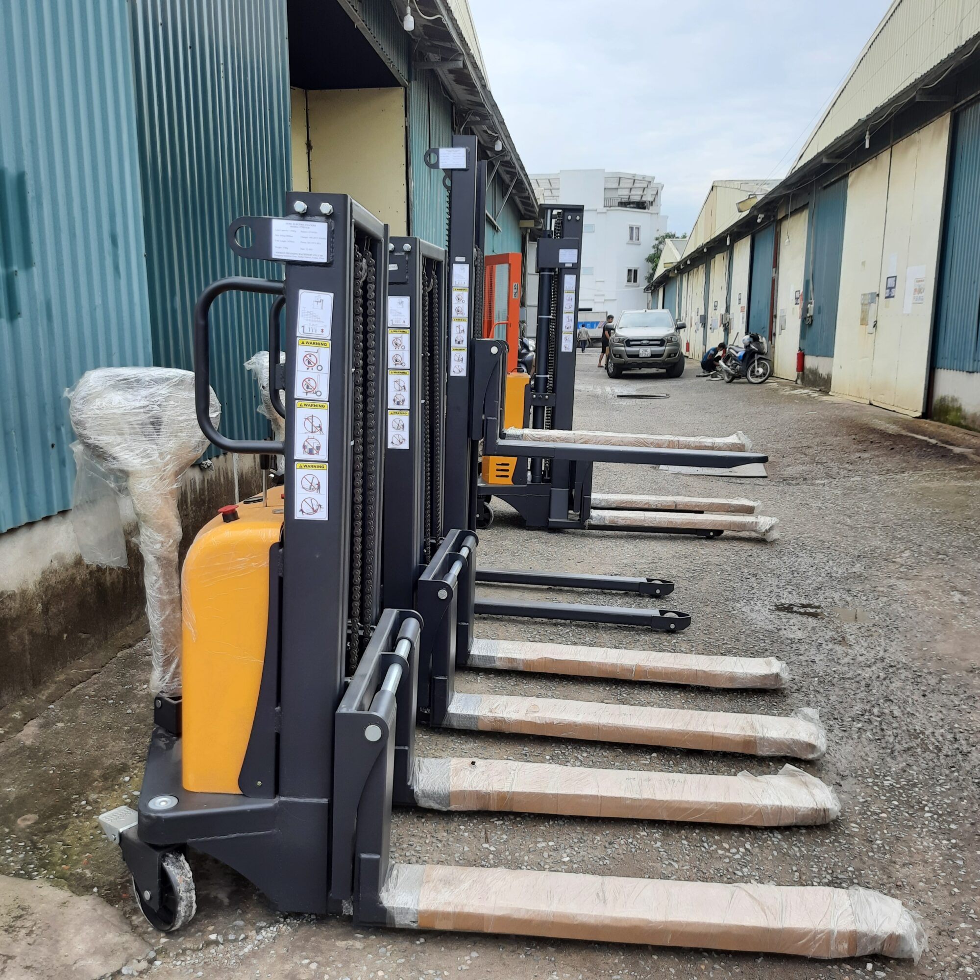 xe nang ban tu dong Foshan